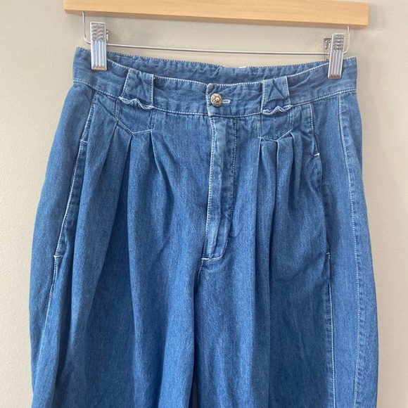 Retro Vintage Ultra High Rise Mom Jean Pleated Straight Leg Jean - Picture 6 of 6